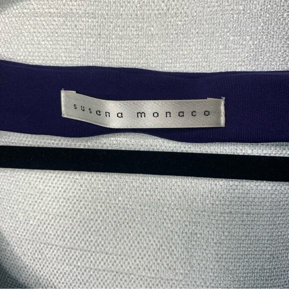 Susana Monaco bell sleeves open back mini dress size medium - Picture 4 of 6